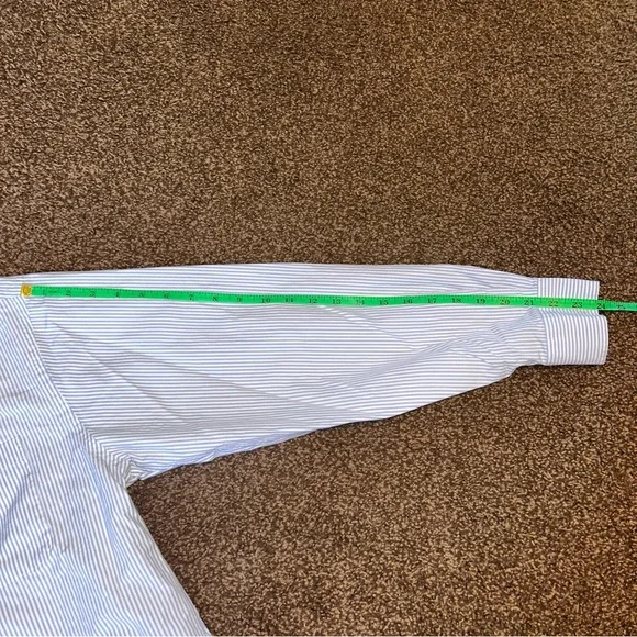 Vineyard Vines Blue and White Dress Shirt with Pointed Collar - Picture 5 of 5